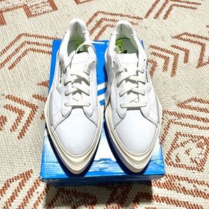 Adidas Hypersleek Platform Sneaker